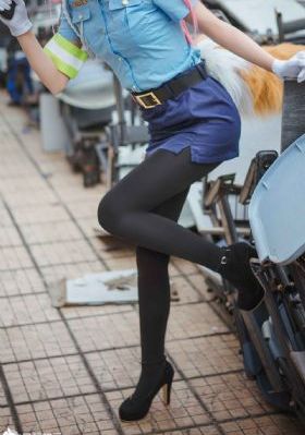 二次元美女裸体视频_HD日语免费完整版在线观看