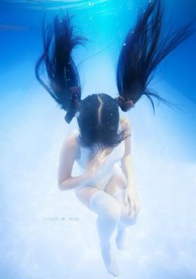 国产精品亚州Av毛片一区二区_中英字幕完整版在线观看