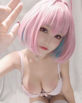 护士乖乖掀起裙子被打屁股的_免费欧美全集免费观看