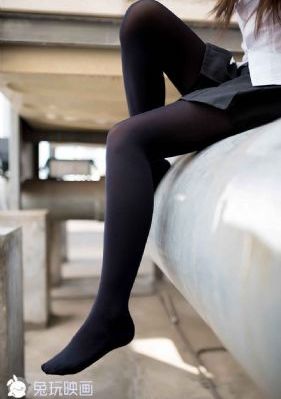 一切从试衣服开始_午夜djBD在线观看