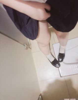 五月天婷婷综合社区_免费全集电影完整版在线观看