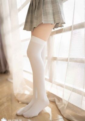 健身房被下媚药玩到高潮小说_1280高清版BD在线观看